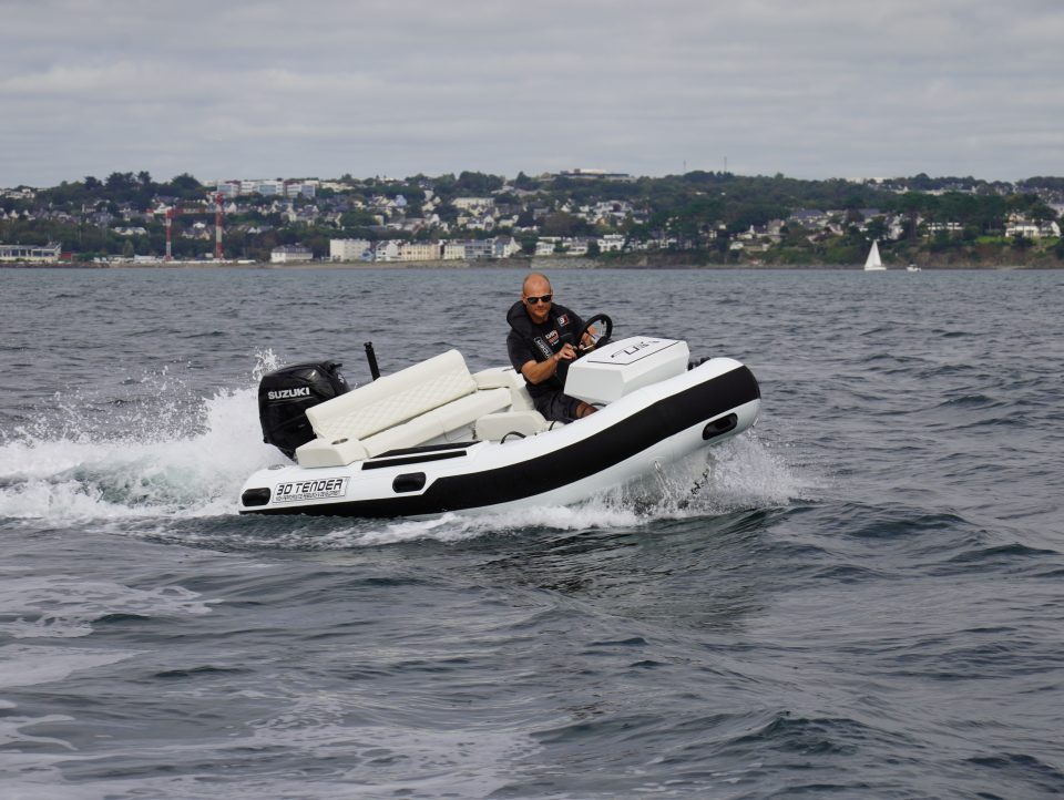 27 ANNEXES SEMI-RIGIDES ALUMINIUM 104 T33 1122 dsc03323.jpg