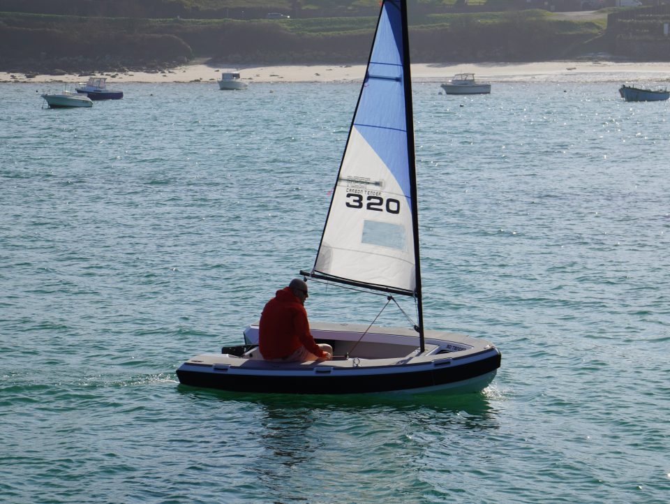 27 ANNEXES SEMI-RIGIDES ALUMINIUM 105 REEF CARBON 1178 1.jpg