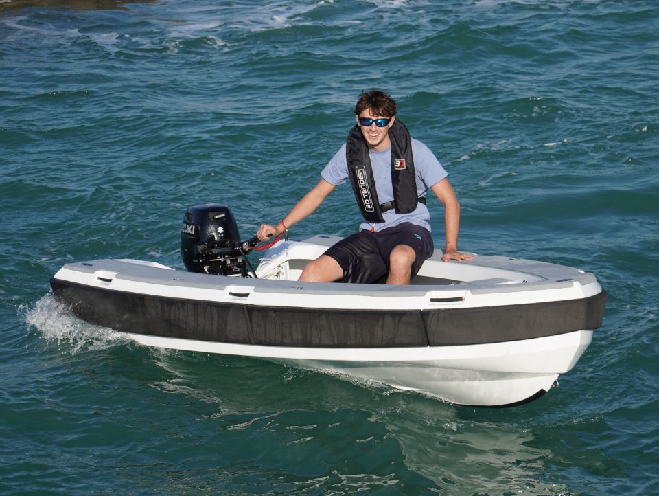 27 ANNEXES SEMI-RIGIDES ALUMINIUM 105 REEF CARBON 1179 dsc04968.jpg