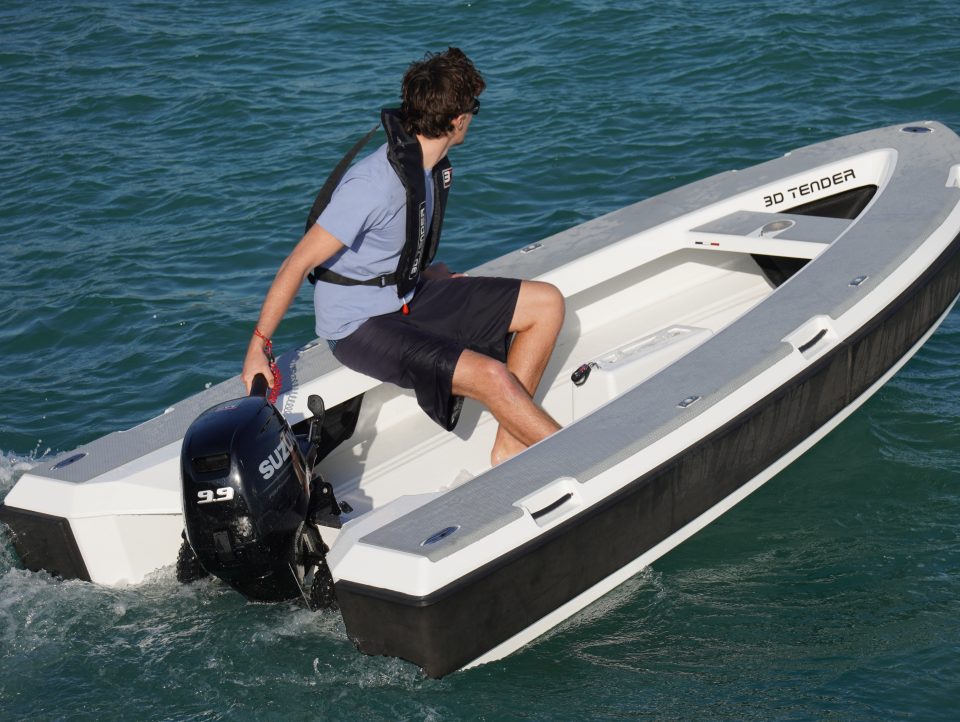 27 ANNEXES SEMI-RIGIDES ALUMINIUM 105 REEF CARBON 1182 dsc05010.jpg