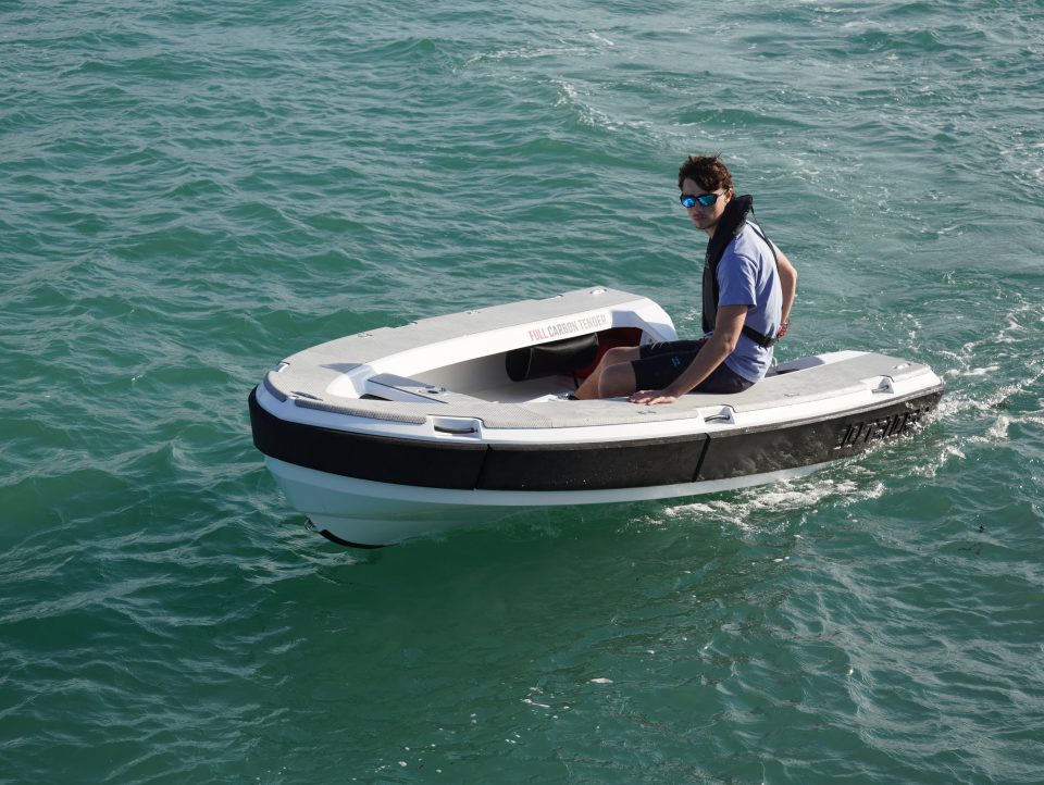 27 ANNEXES SEMI-RIGIDES ALUMINIUM 105 REEF CARBON 1184 dsc04996 v2.jpg