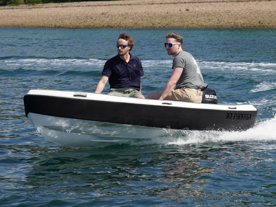 27 ANNEXES SEMI-RIGIDES ALUMINIUM 114 REEF ALU 1266 dsc05954.jpg