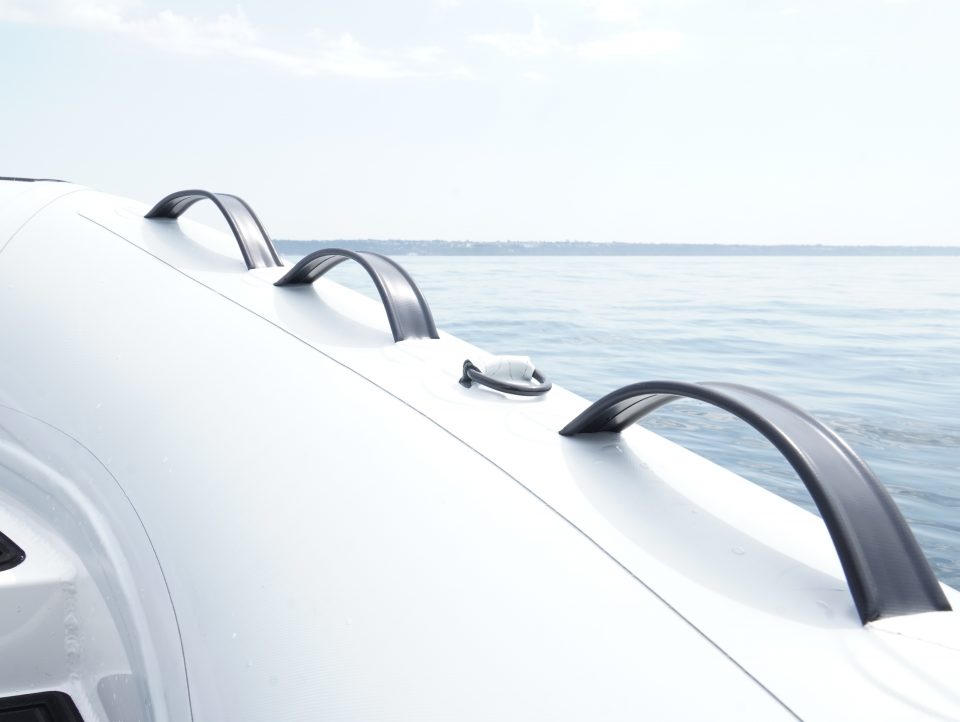 27 ANNEXES SEMI-RIGIDES ALUMINIUM 28 ULTIMATE RIB ALU 31 UT 300 1305 fav-14.jpg
