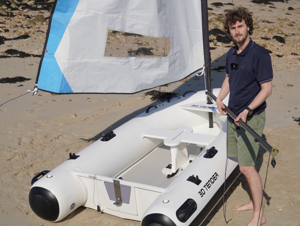 40 ANNEXES PLIABLES 106 SAIL TENDER2 1167 dsc04744.jpg