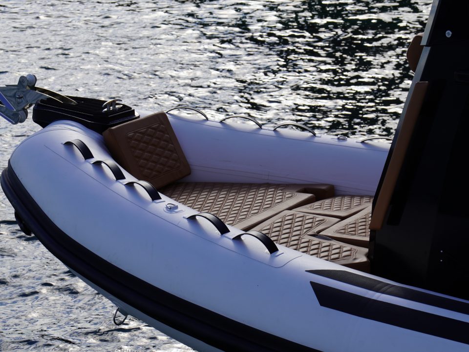 4 SEMI-RIGIDE 100 ODYSSEY 925 dsc09804.jpg