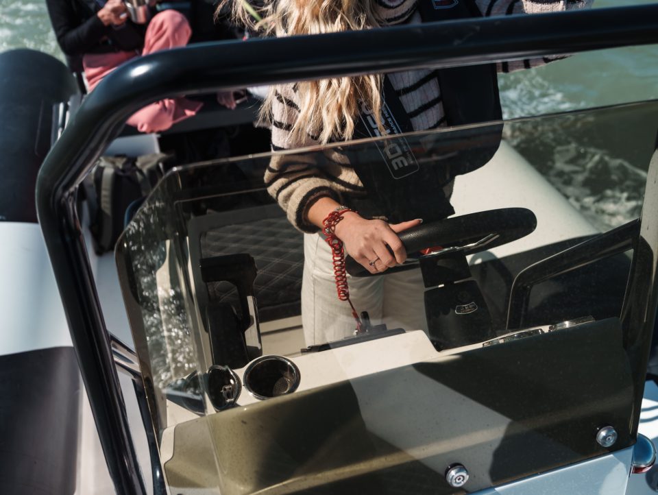 4 SEMI-RIGIDE 103 TR6 1319 tr6-essai-en-mer-45.jpg