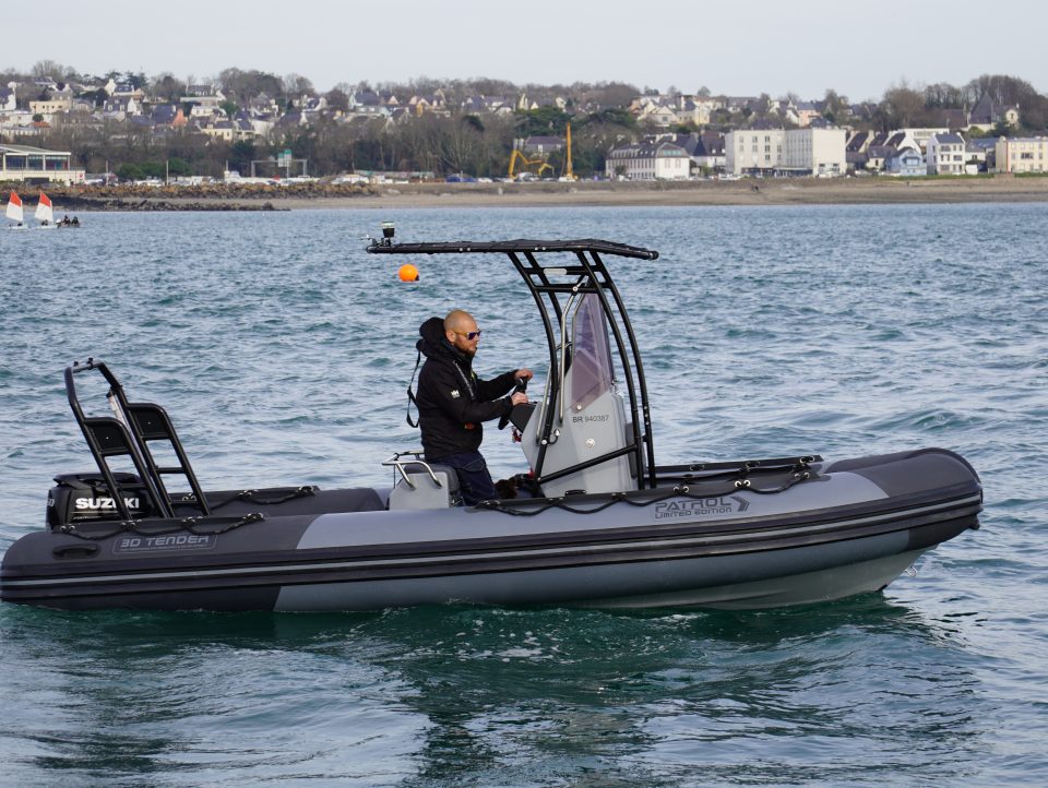 4 SEMI-RIGIDE 5 PATROL  8 PATROL 550  798 o-14.jpg